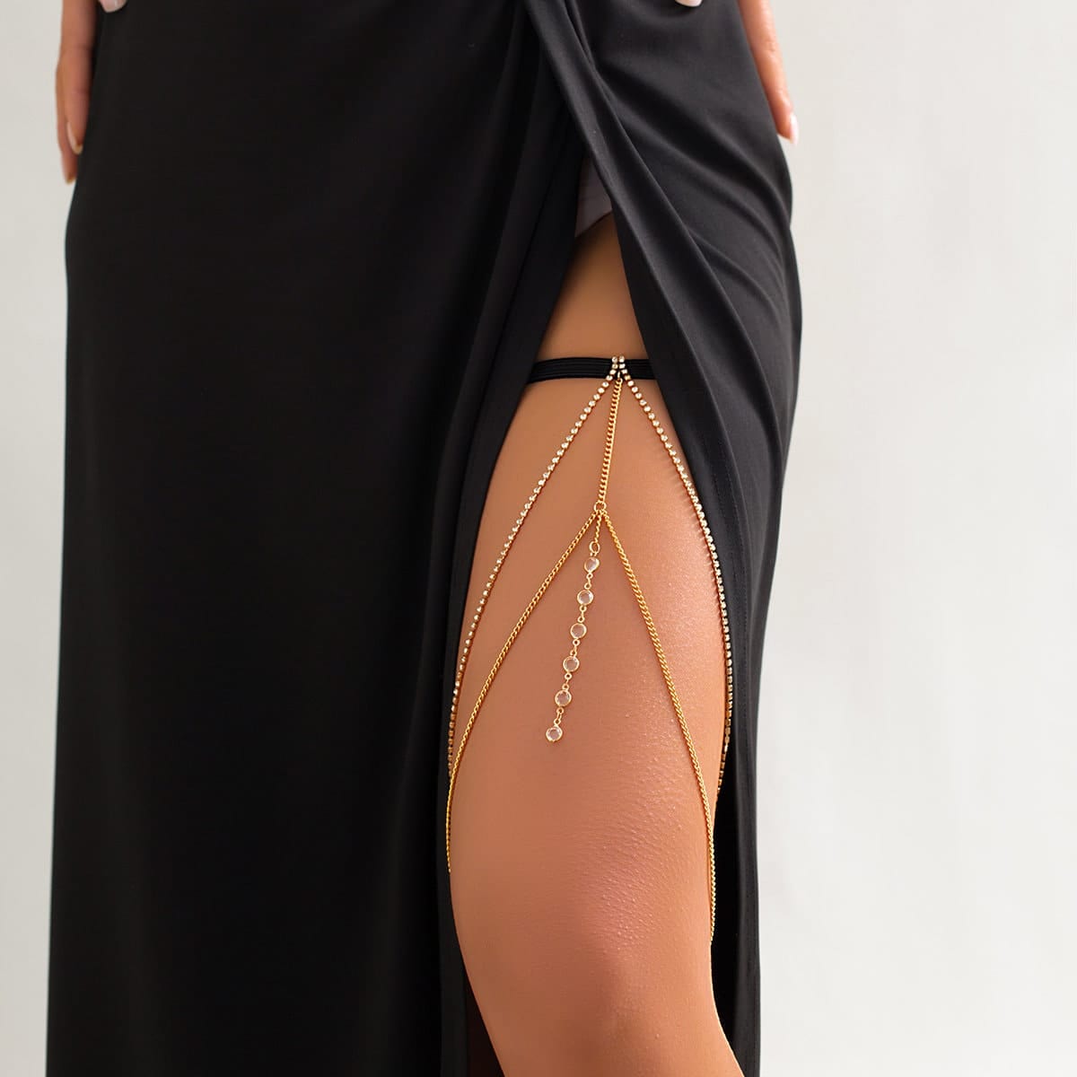 Bohemian Layered Rhinestone Inlaid Elastic Thigh Leg Chain