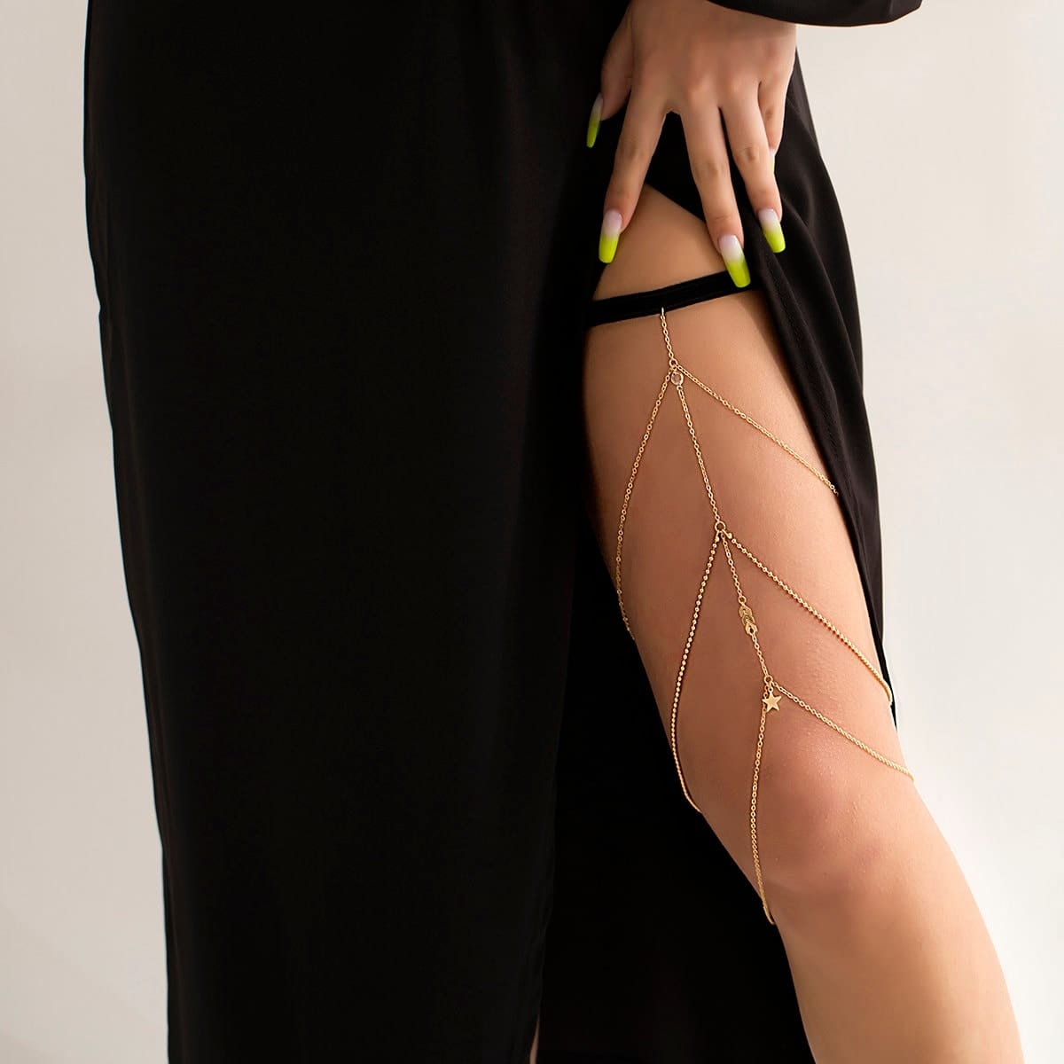 Bohemian Layered Star Charm Elastic Thigh Leg Chain