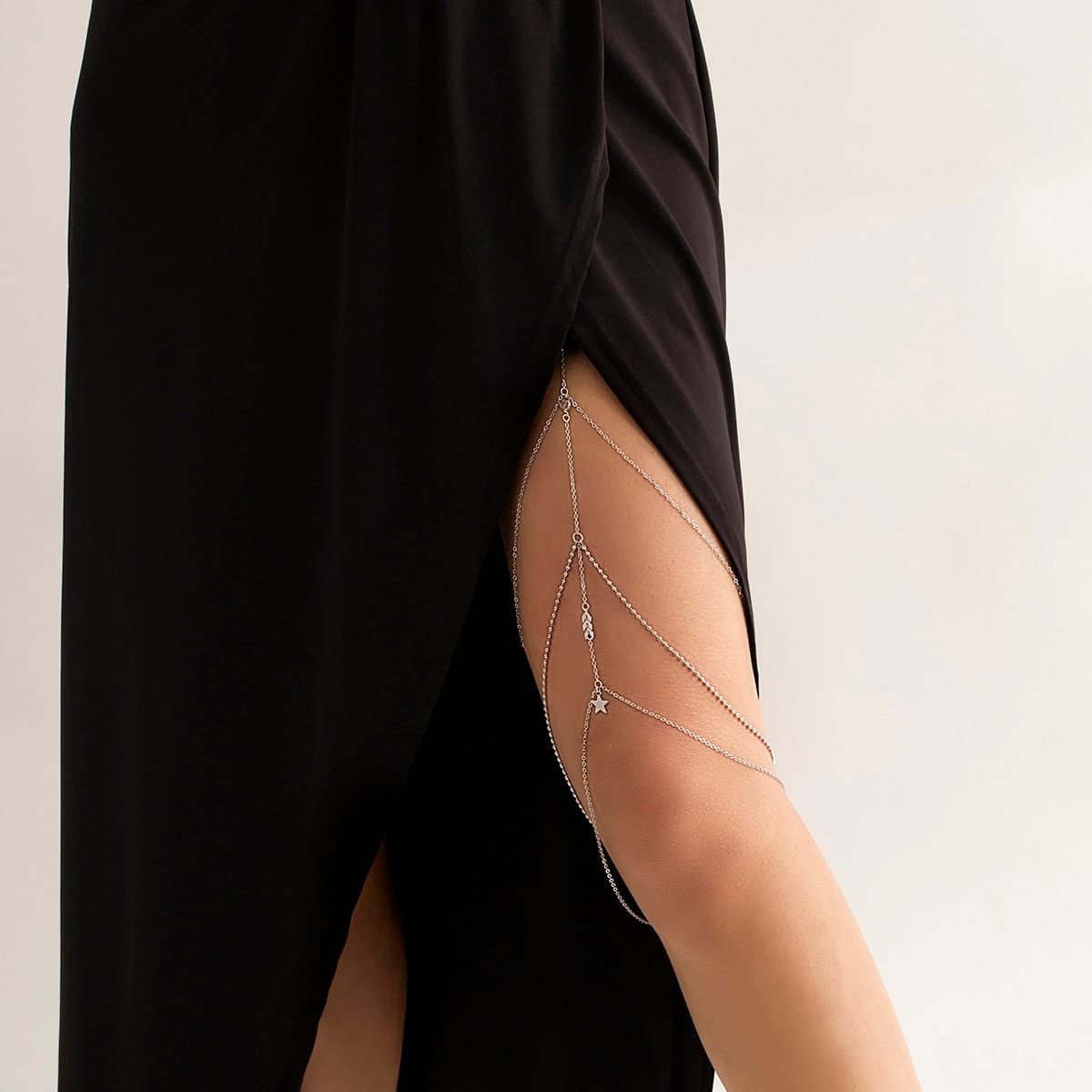 Bohemian Layered Star Charm Elastic Thigh Leg Chain